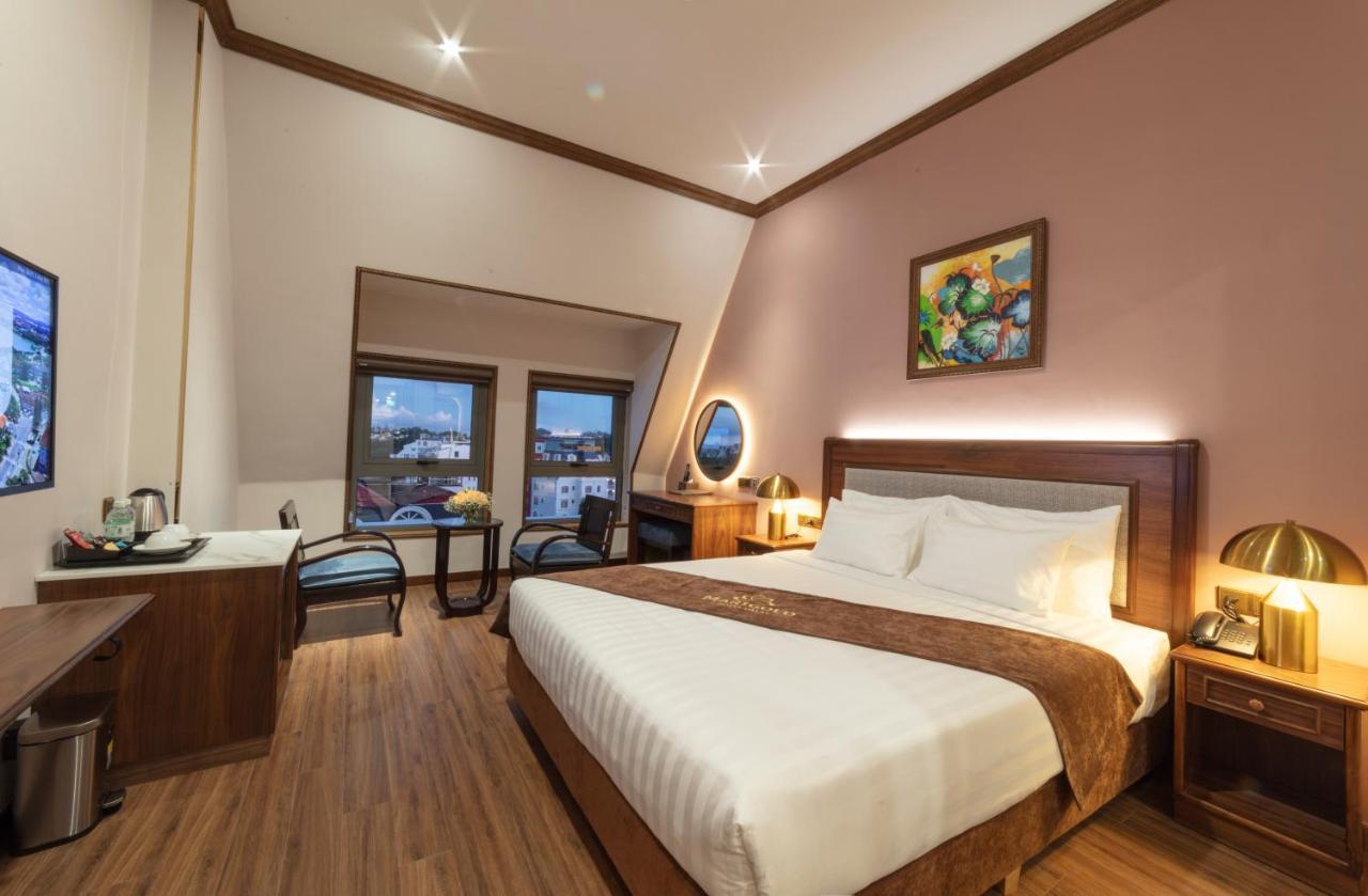 Marigold Hotel Dalat Exterior photo